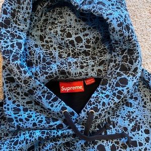 Supreme Blue and Black Sweatshirt like New!